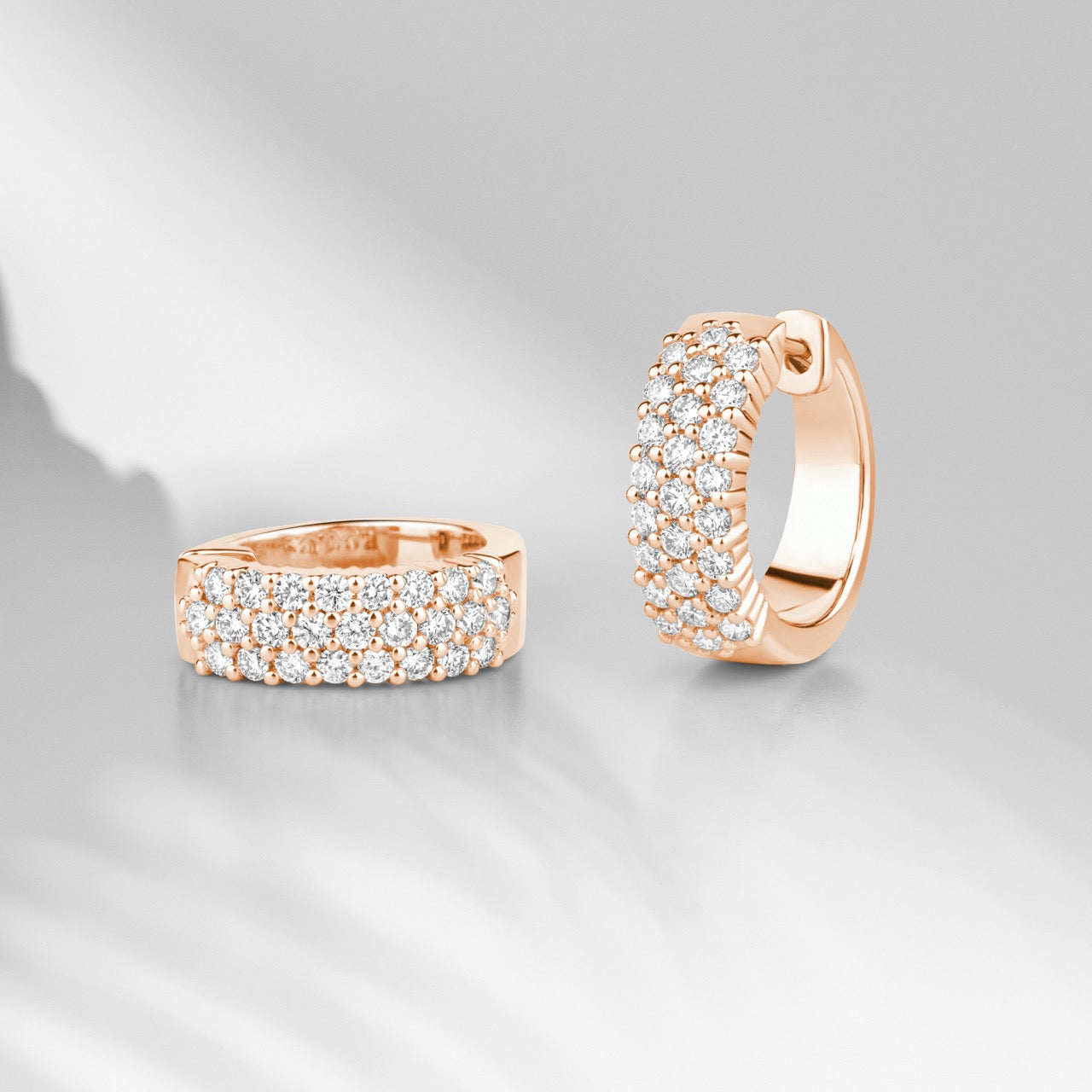 Esigente A - 24K rose Gold earrings with Diamonds